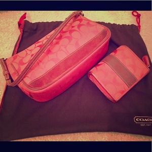 Used coach coral/red purse set w wallet